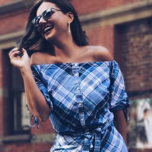 Meet your Posher, Elçin